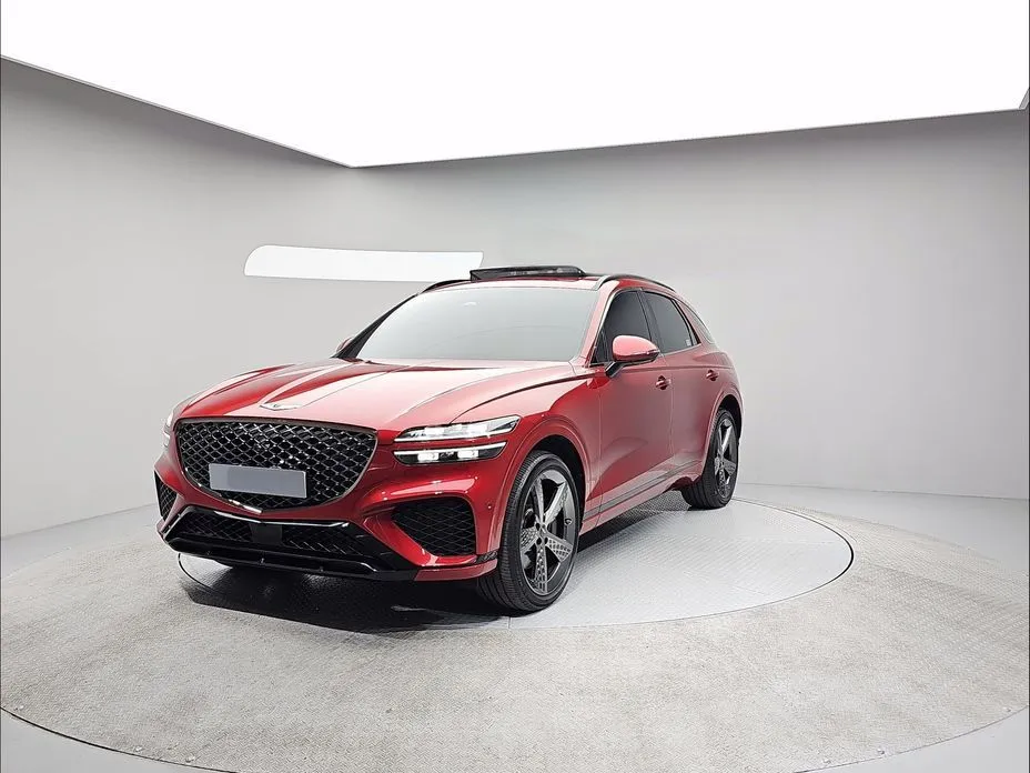Genesis GV70 — фото 1