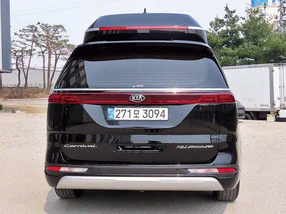 Kia Carnival — фото 2