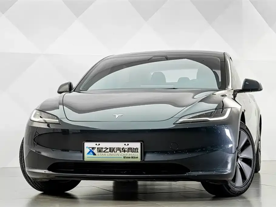 Tesla Model 3 — фото 7