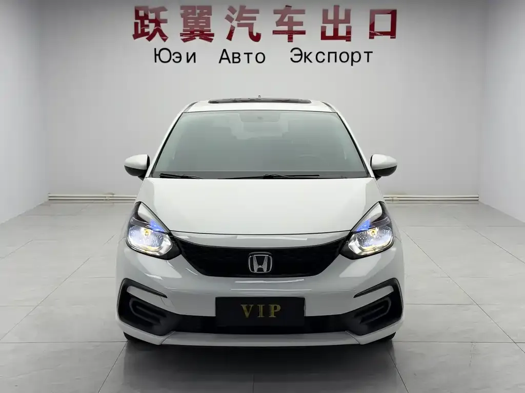 Honda Fit — фото 5
