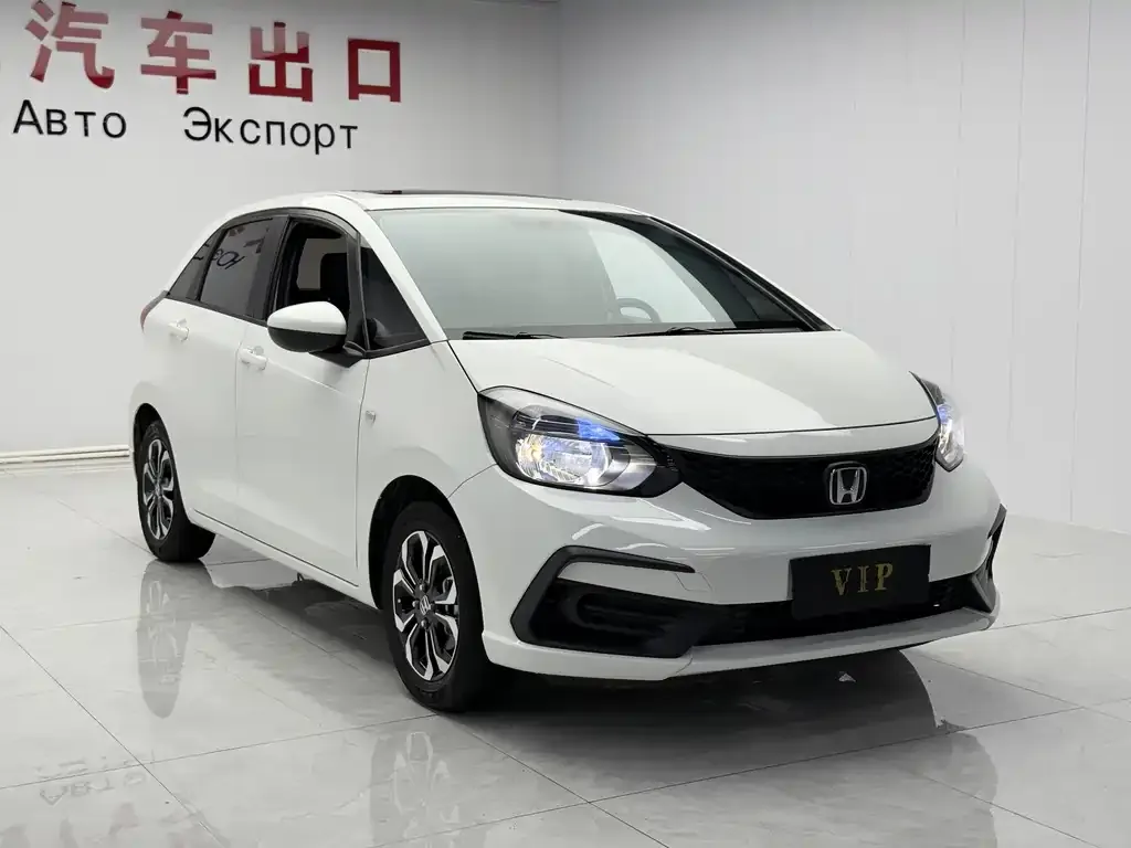 Honda Fit — фото 4