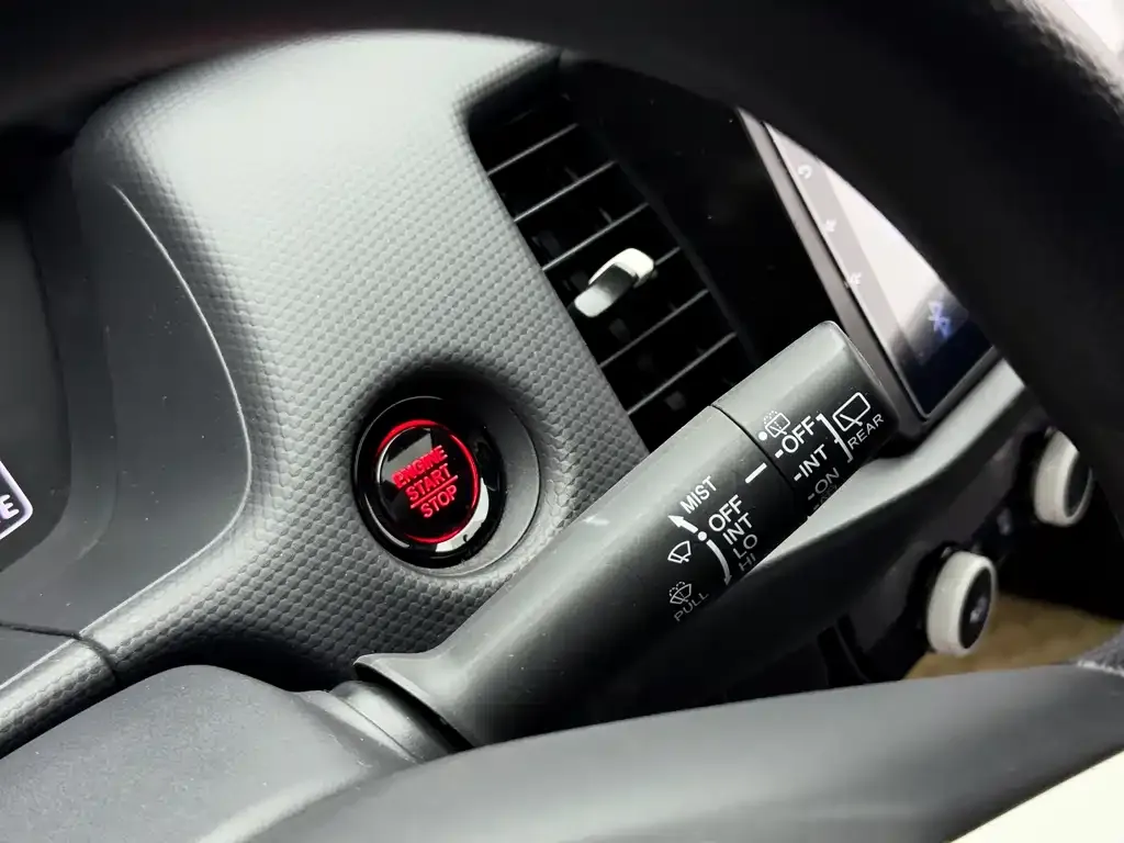 Honda Fit — фото 9