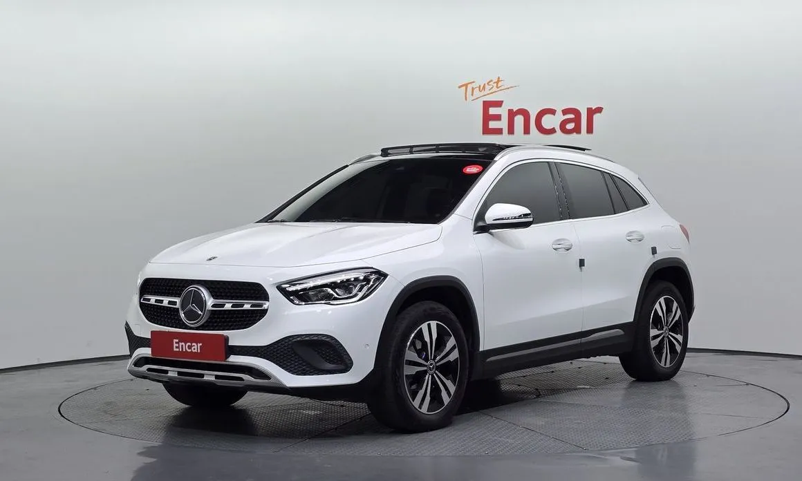 Mercedes-Benz GLA-Class — фото 1