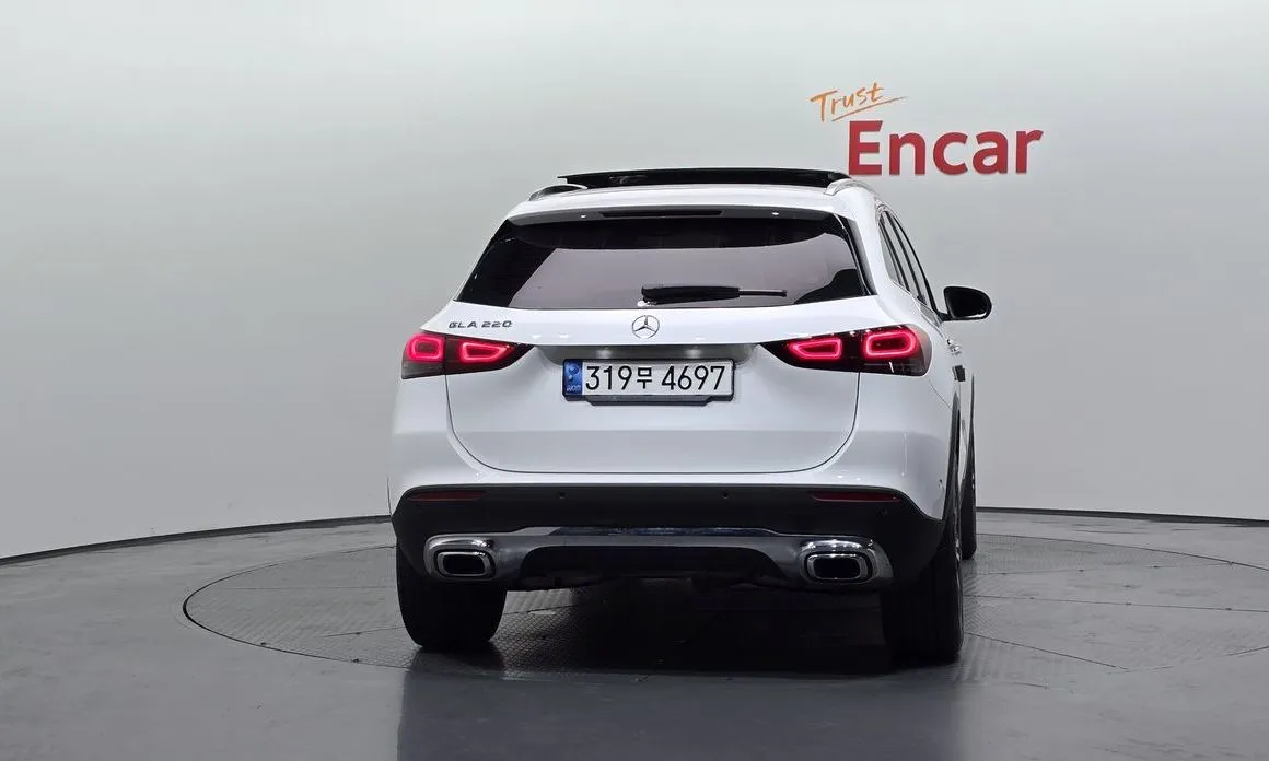 Mercedes-Benz GLA-Class — фото 2
