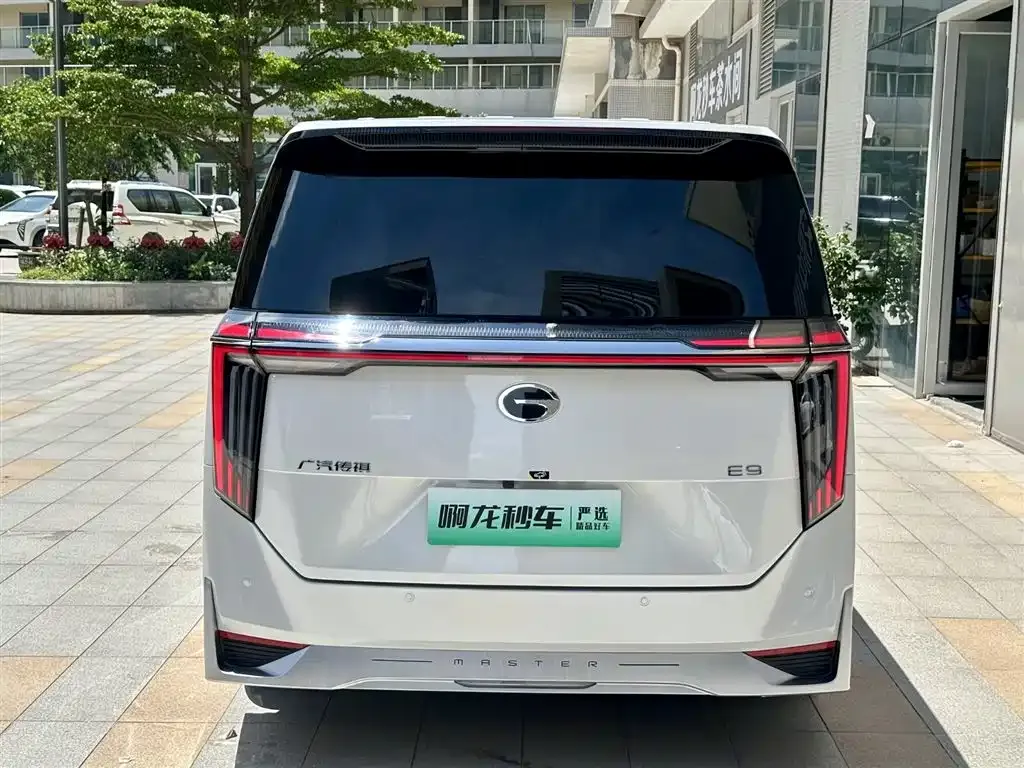 GAC Motor Trumpchi E9 — фото 7