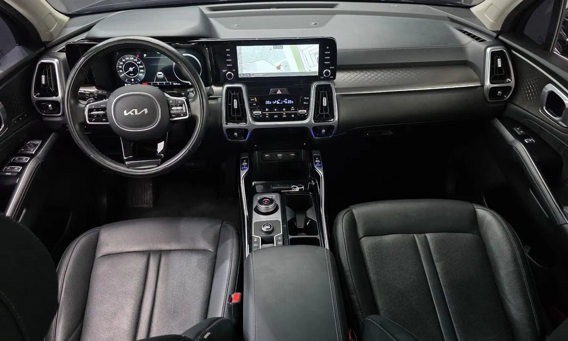 Kia Sorento — фото 6
