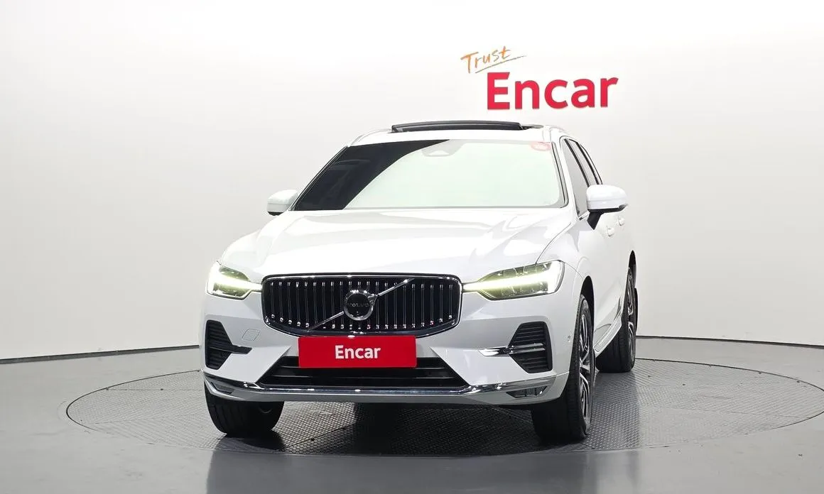 Volvo XC60 — фото 2