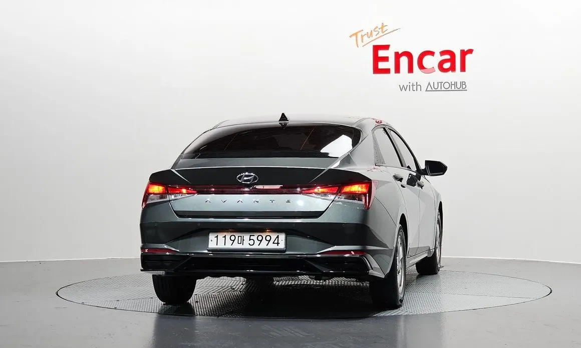 Hyundai AVANTE — фото 2