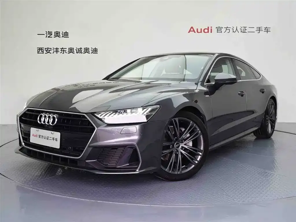 Audi A7 — фото 1