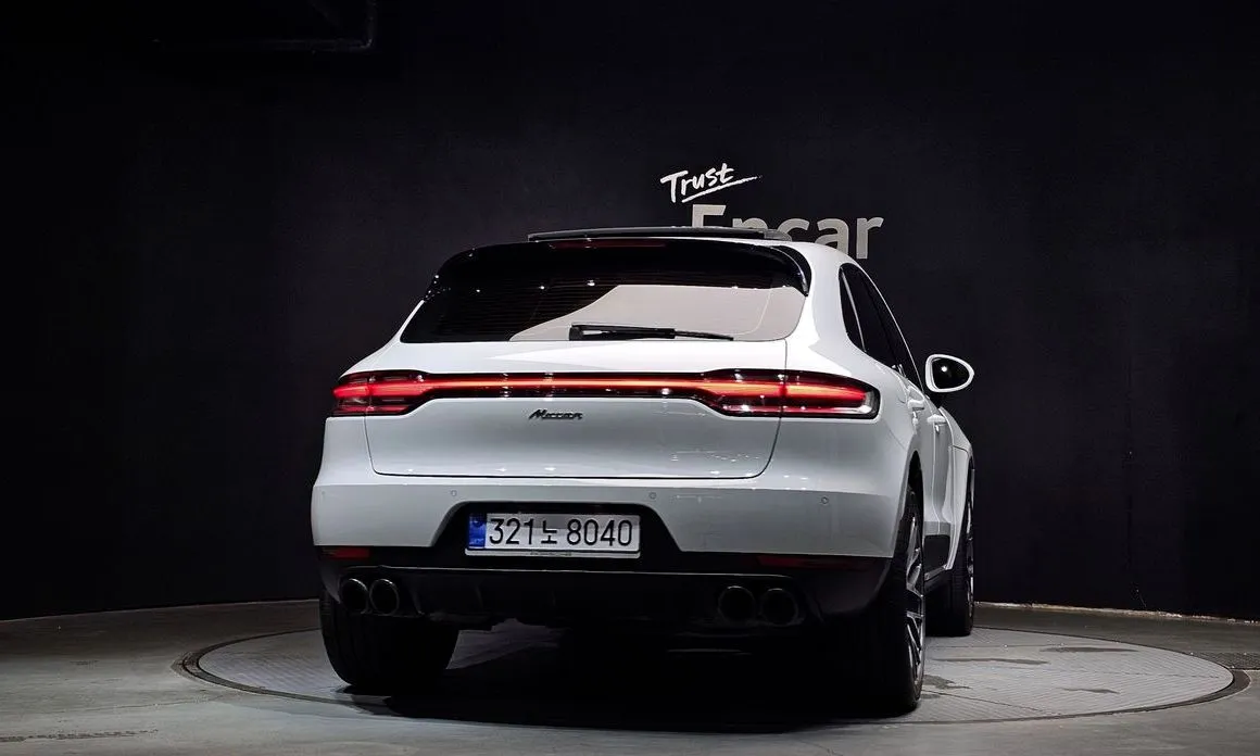 Porsche Macan — фото 7