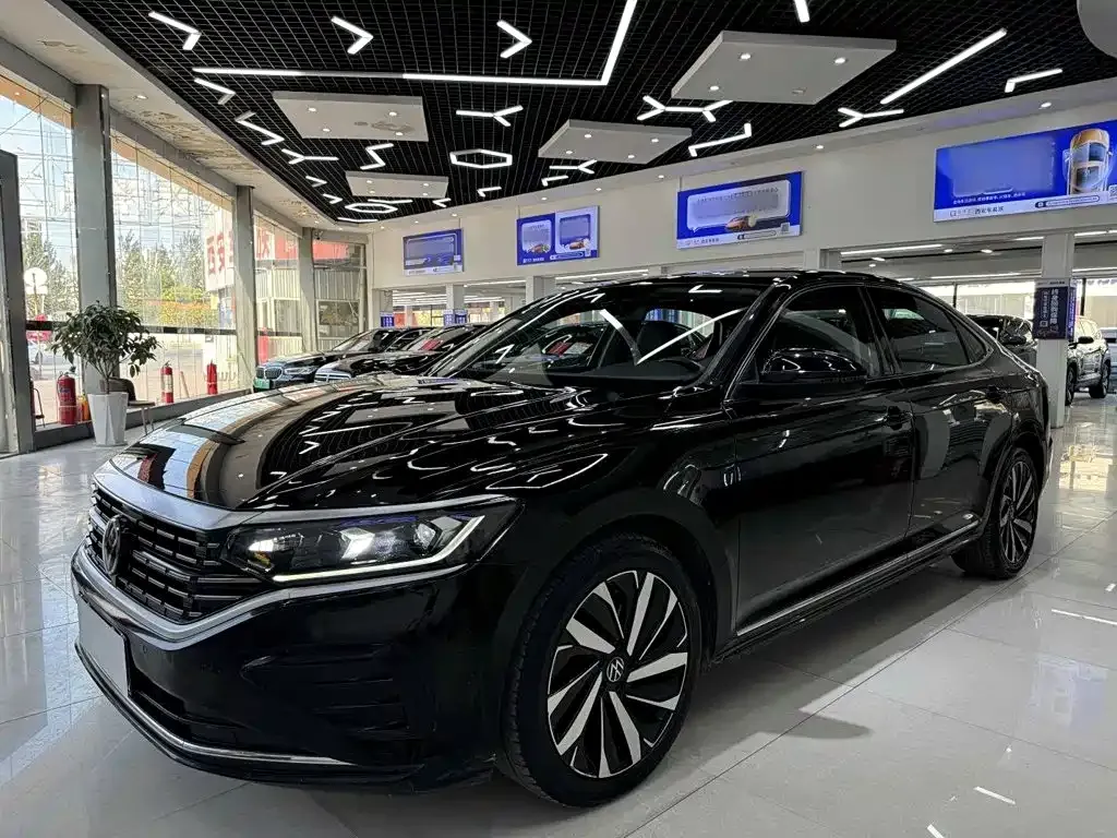 Volkswagen Passat — фото 10