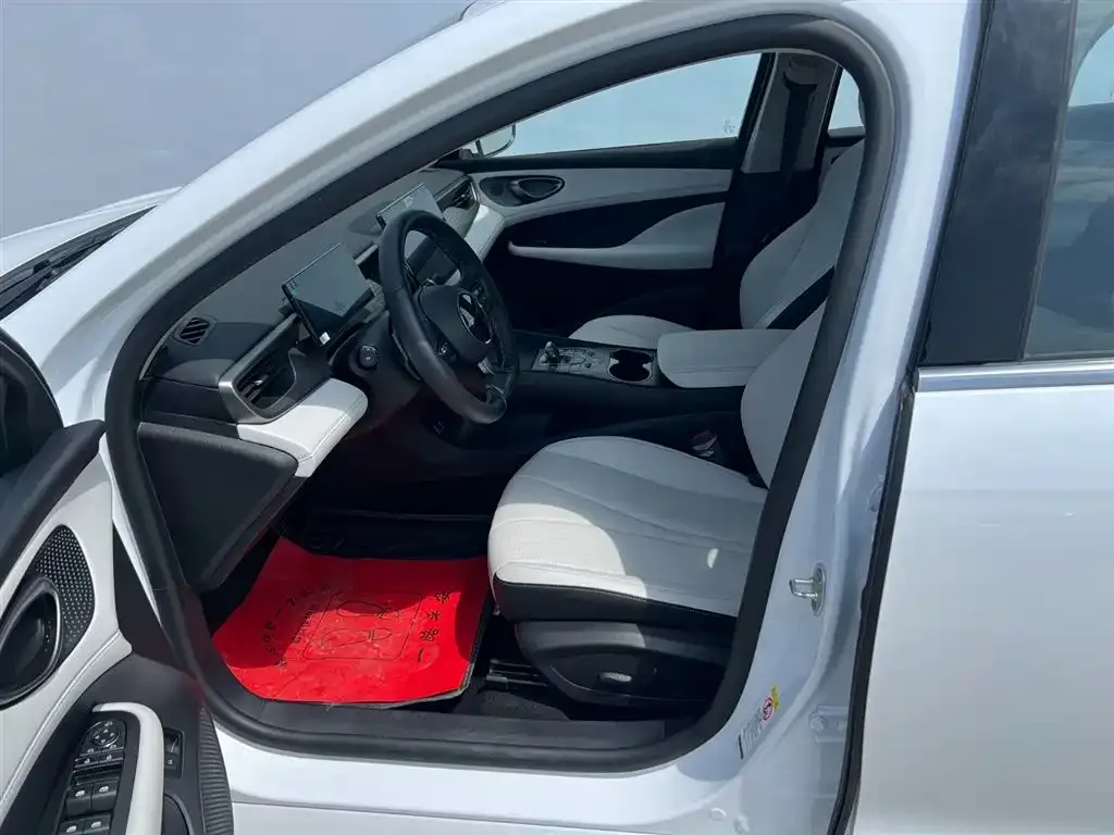 BYD Seal 05 DM-i — фото 7