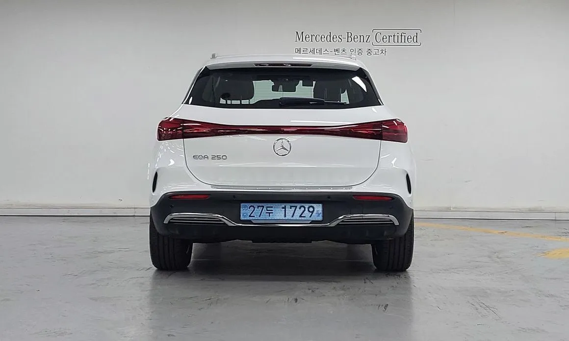Mercedes-Benz EQA — фото 2