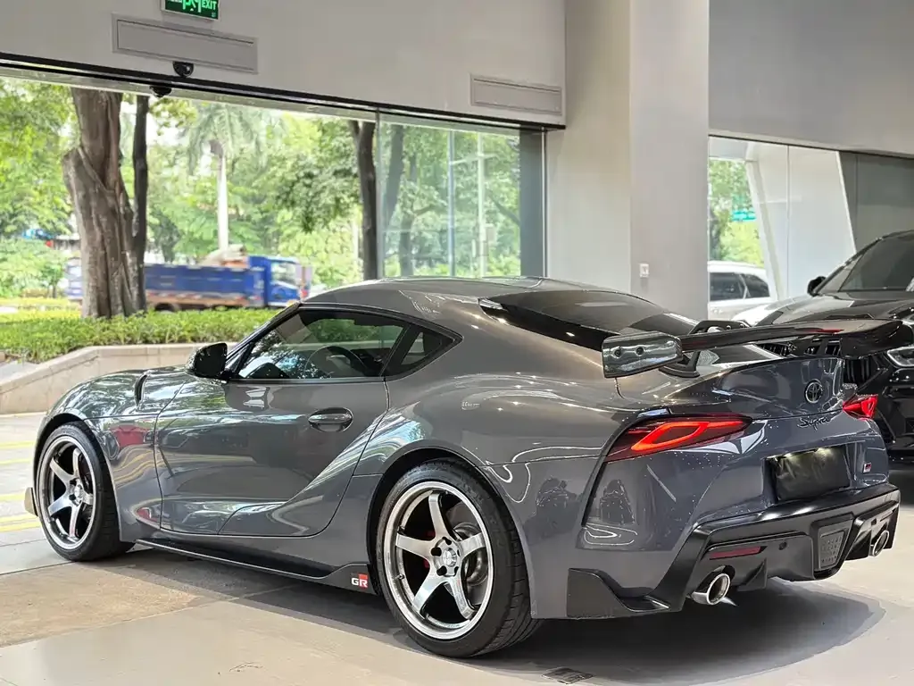 Toyota Supra — фото 6