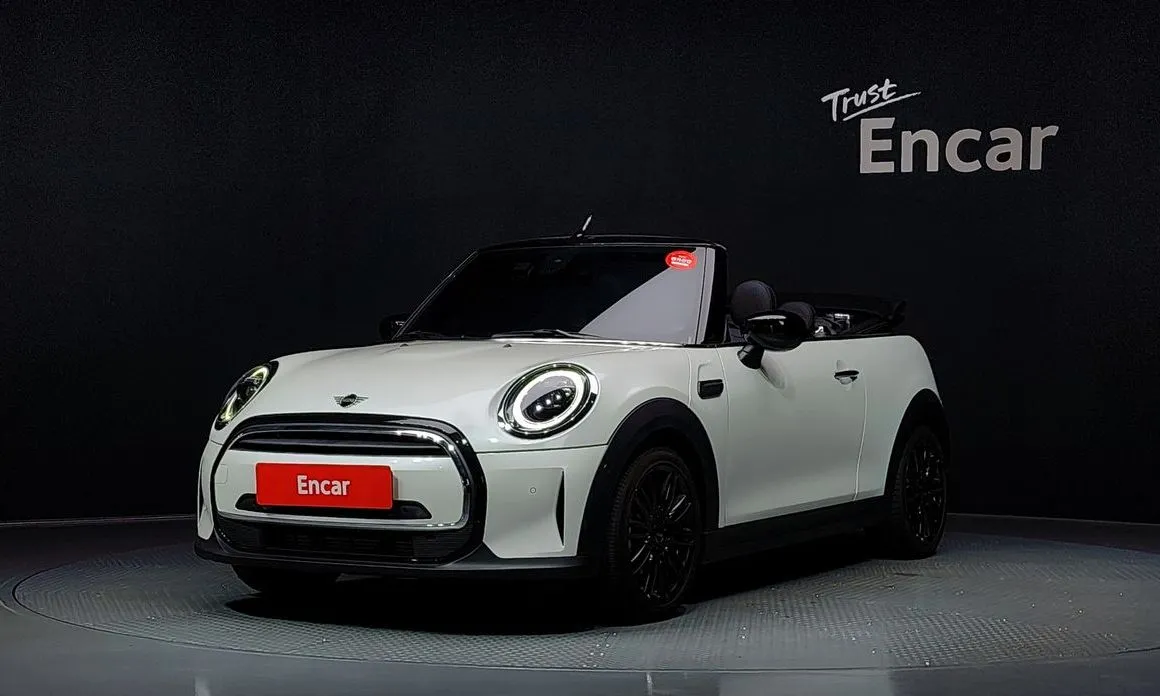 Mini Cooper Convertible — фото 1