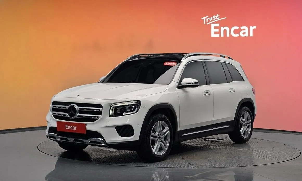Mercedes-Benz GLB-Class — фото 1