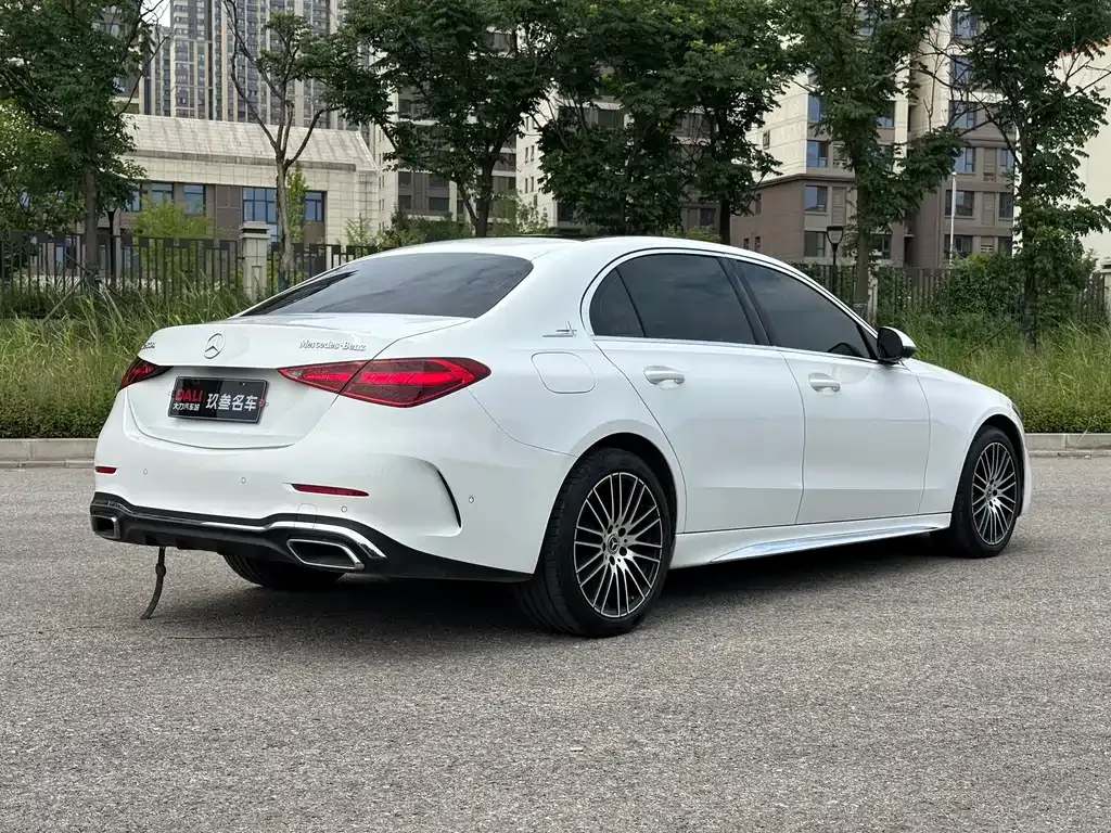 Mercedes-Benz C-Class — фото 10