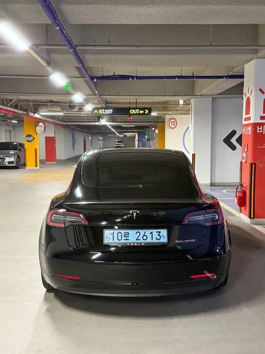 Tesla Model 3 — фото 5