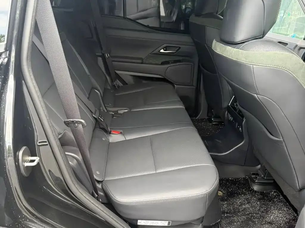 Lexus GX — фото 3