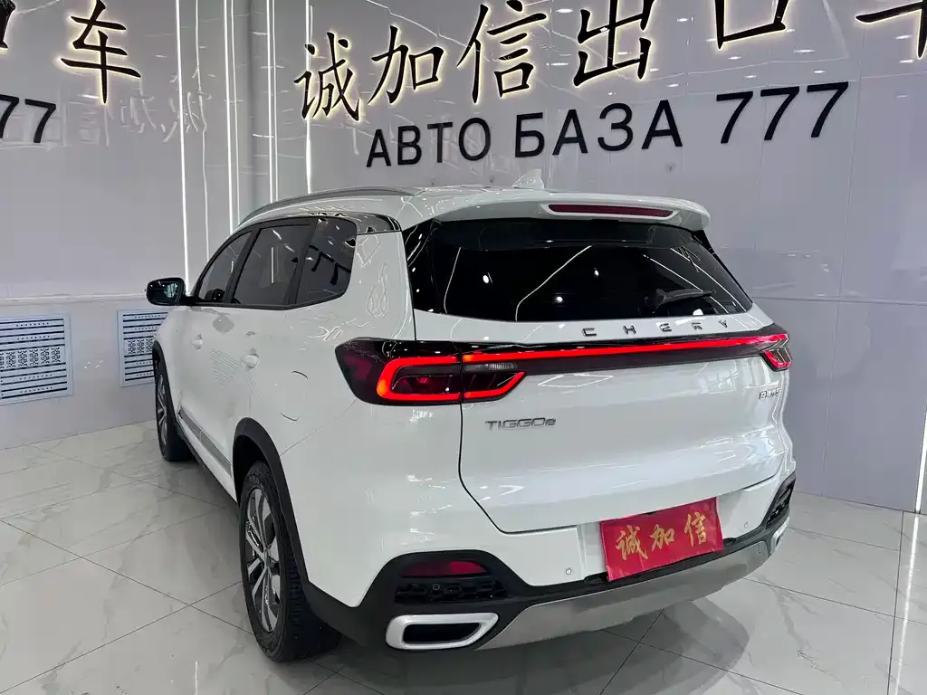 Chery Tiggo 8 — фото 2