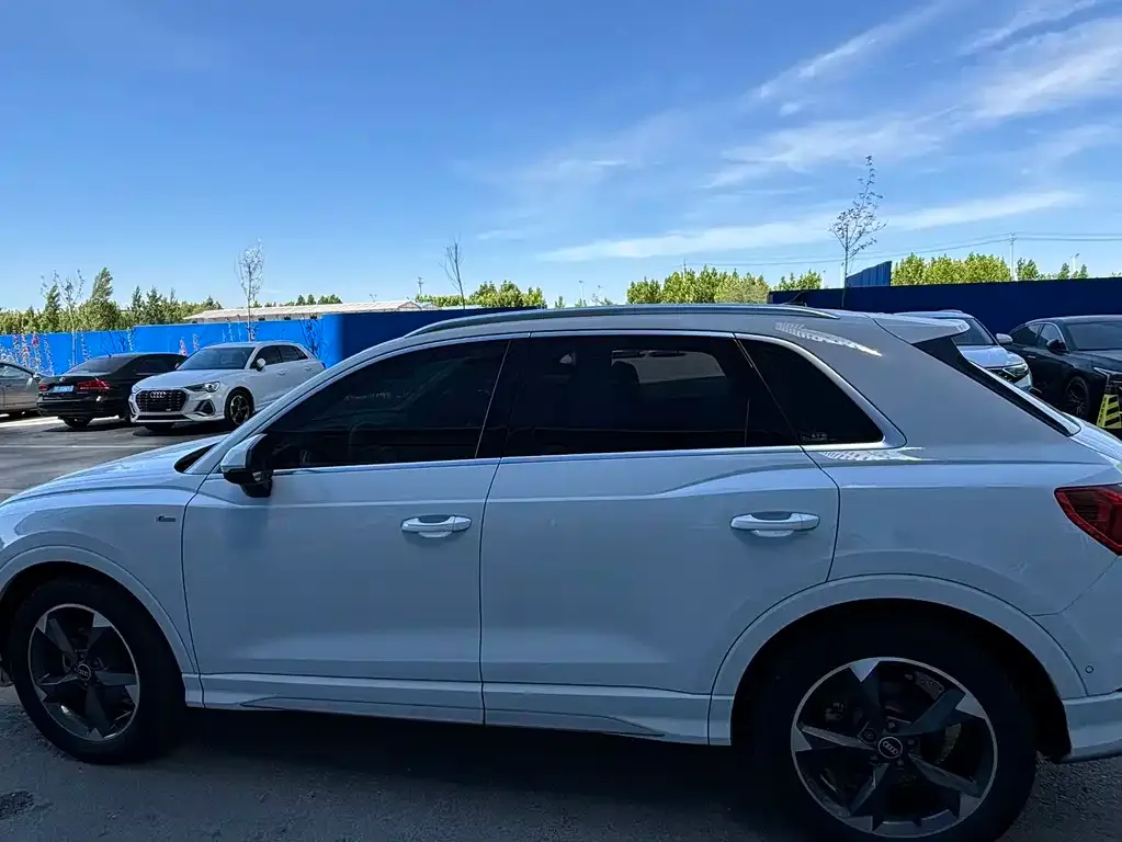 Audi Q3 — фото 2
