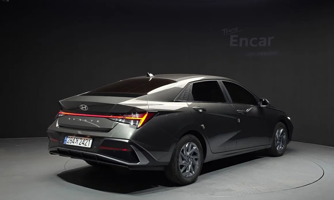 Hyundai AVANTE — фото 5