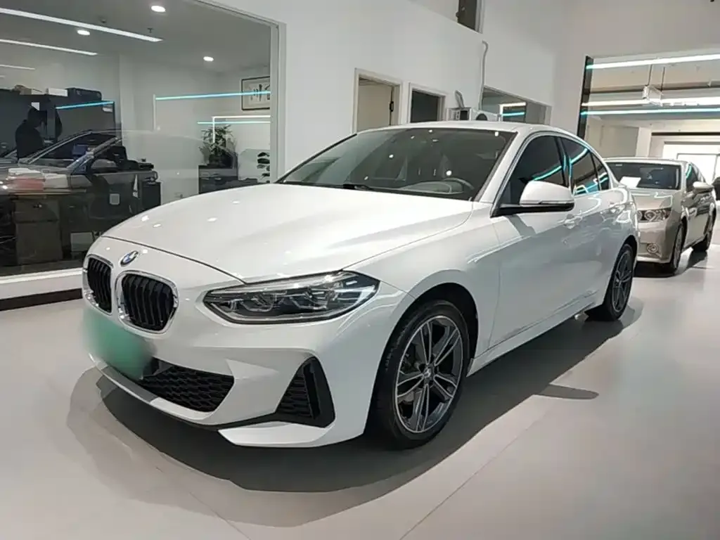 BMW 1 Series — фото 1
