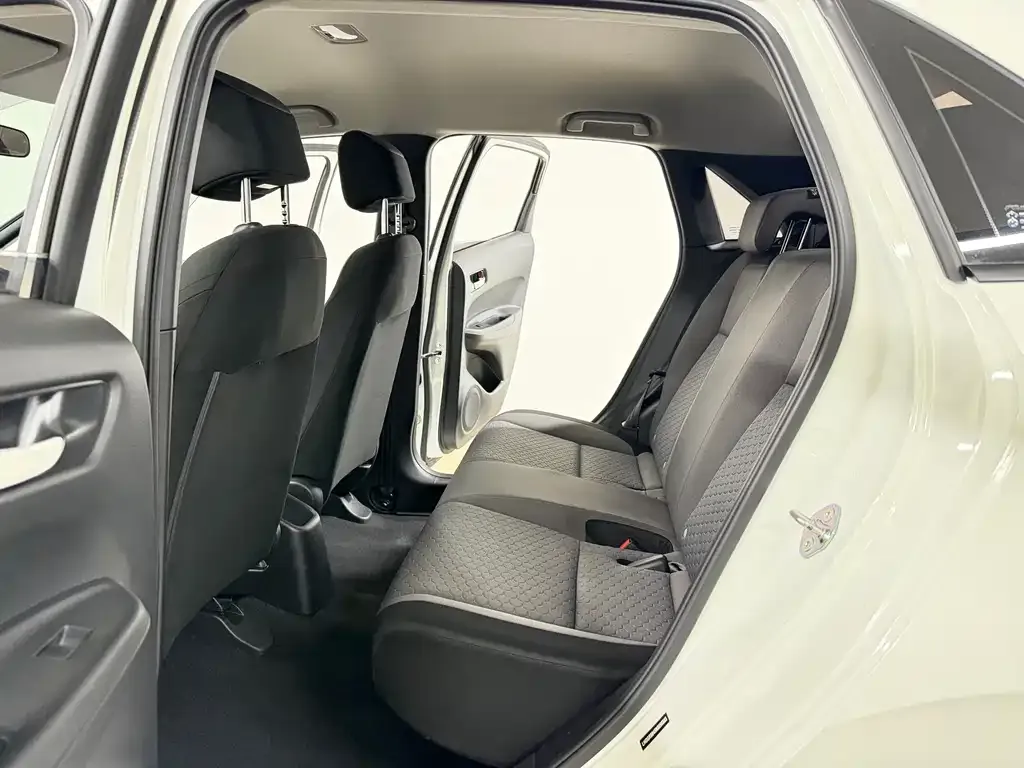 Honda Fit — фото 9