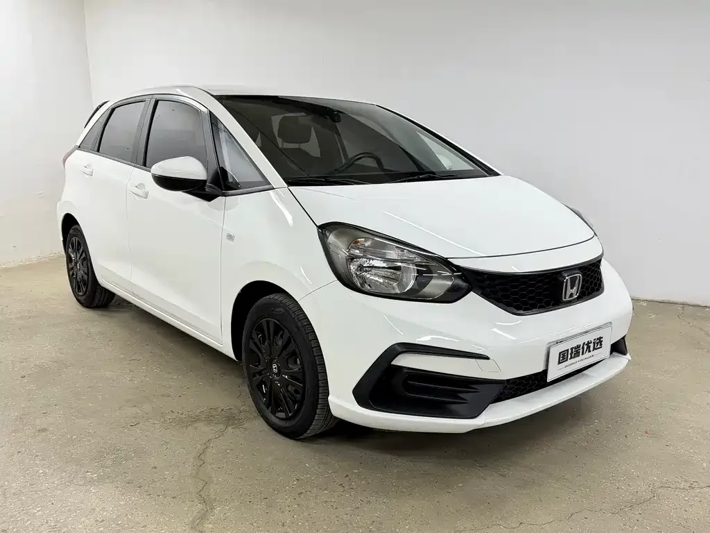 Honda Fit — фото 8