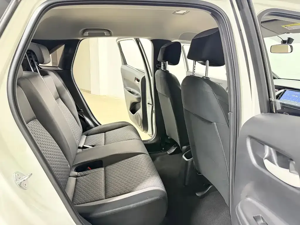 Honda Fit — фото 5