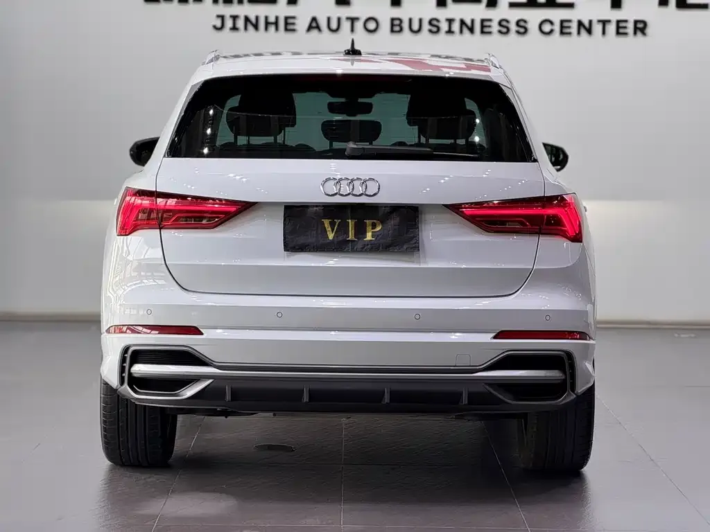 Audi Q3 — фото 3