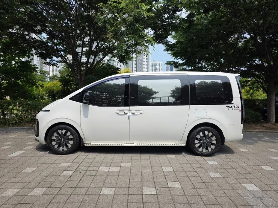 Hyundai Staria — фото 3