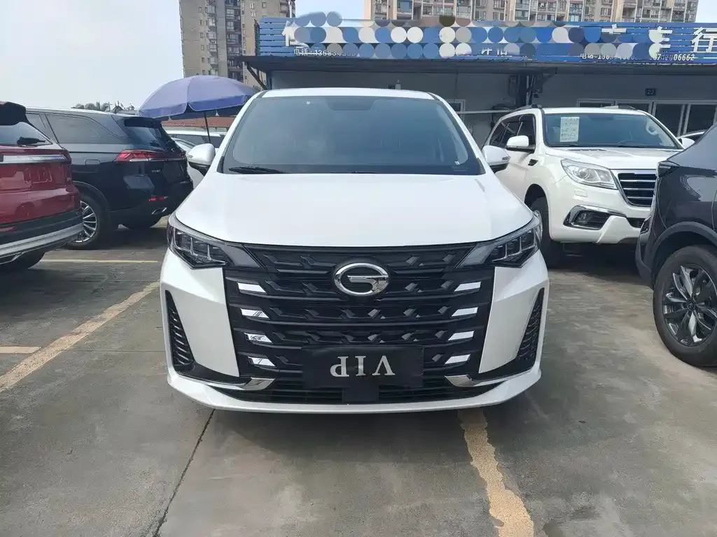 GAC Motor Trumpchi M6 — фото 6
