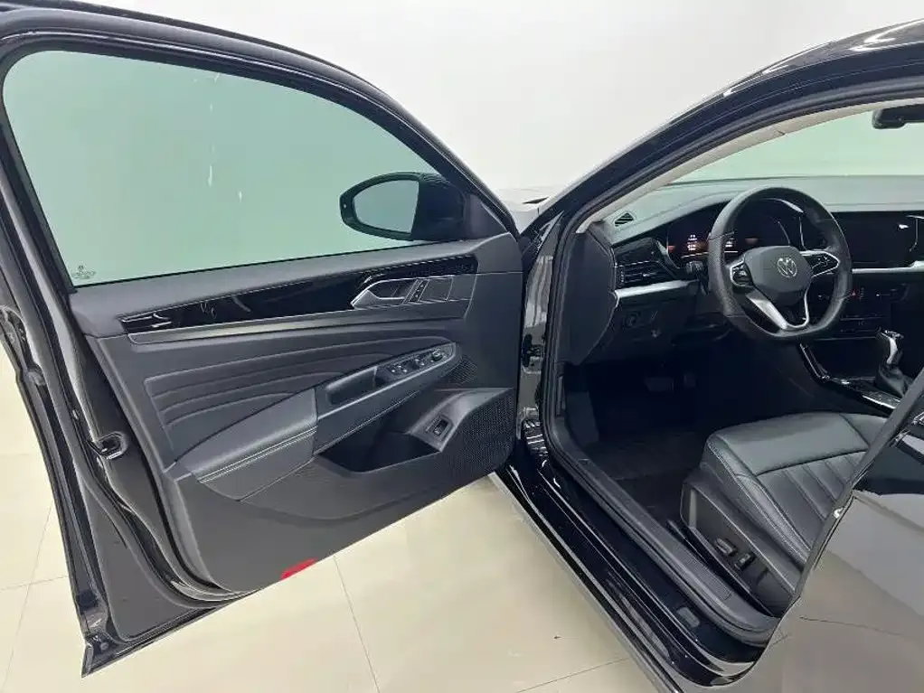 Volkswagen Passat — фото 4