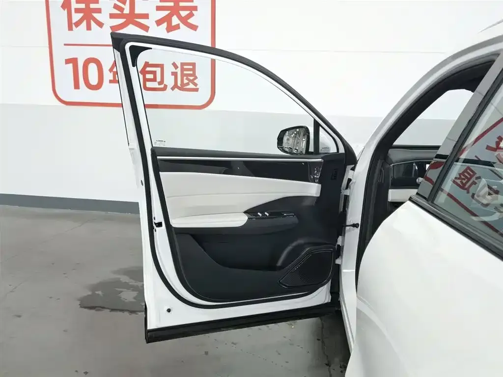 Geely Galaxy L7 — фото 8