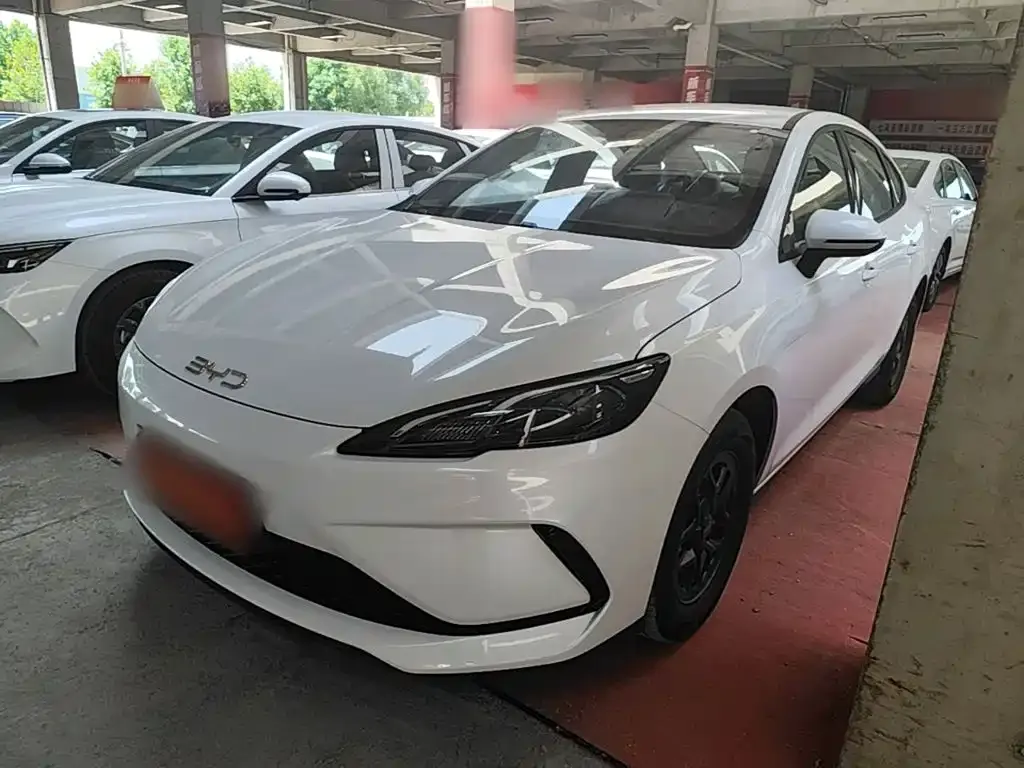 BYD Seal 05 DM-i — фото 1