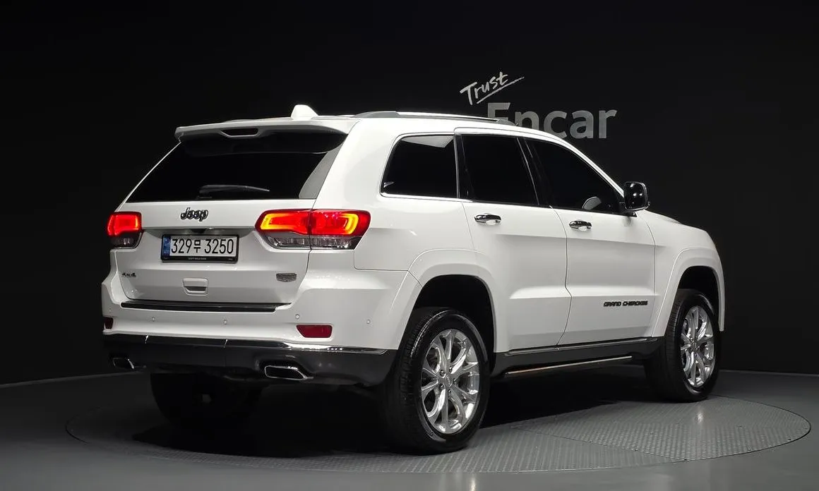 Jeep Cherokee — фото 2