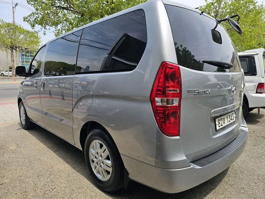 Hyundai Starex — фото 4