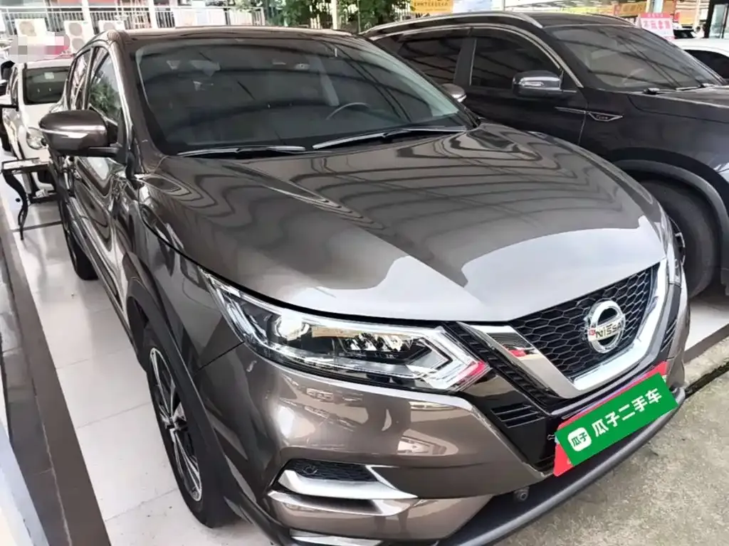 Nissan Qashqai — фото 9