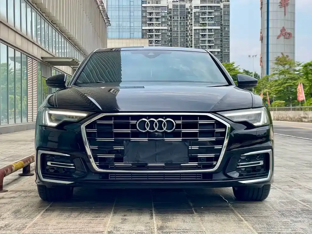 Audi A6L — фото 2