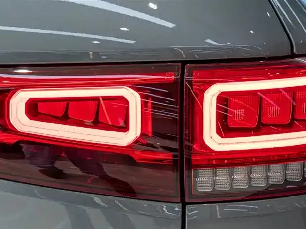 Mercedes-Benz GLB — фото 5