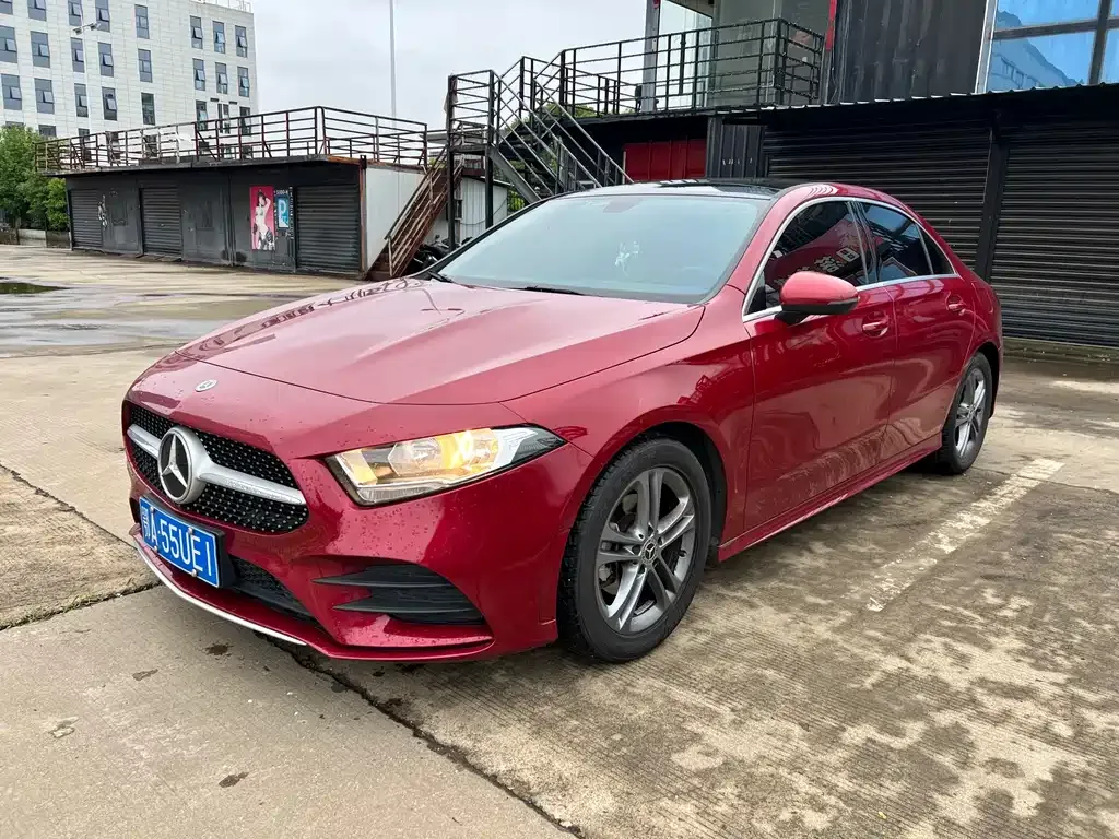 Mercedes-Benz A-Class — фото 1