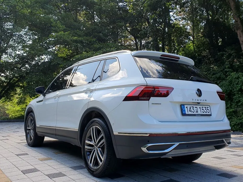 Volkswagen Tiguan — фото 8