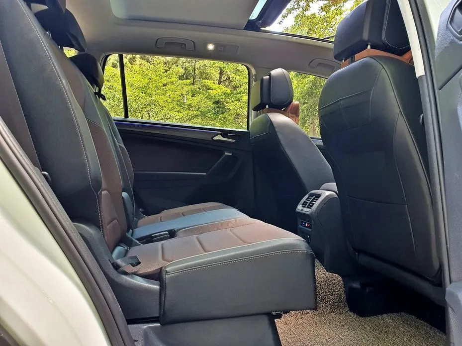Volkswagen Tiguan — фото 9