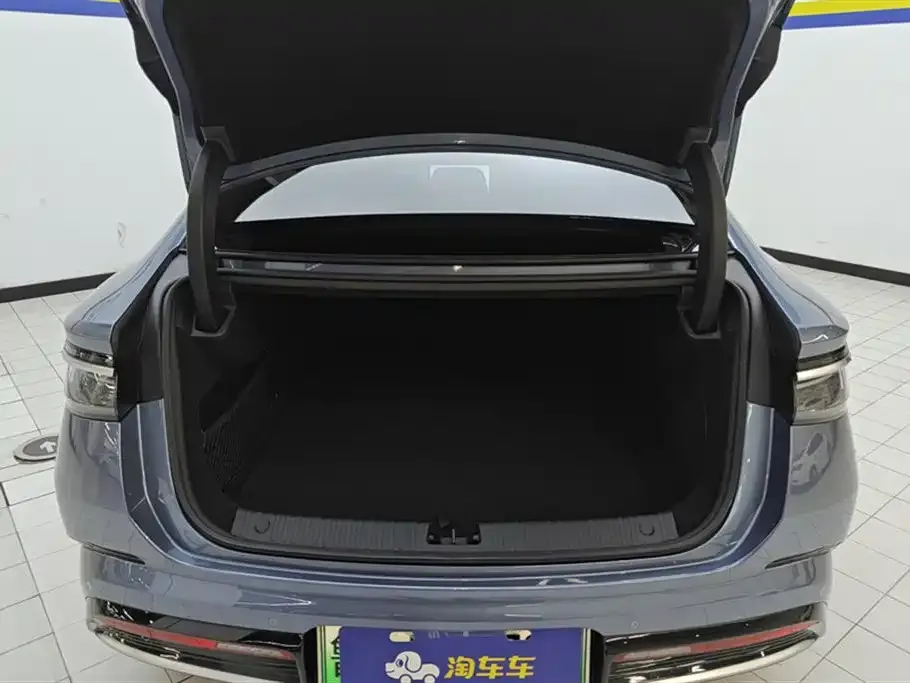 BYD Seal — фото 4