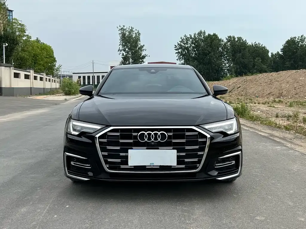Audi A6L — фото 2