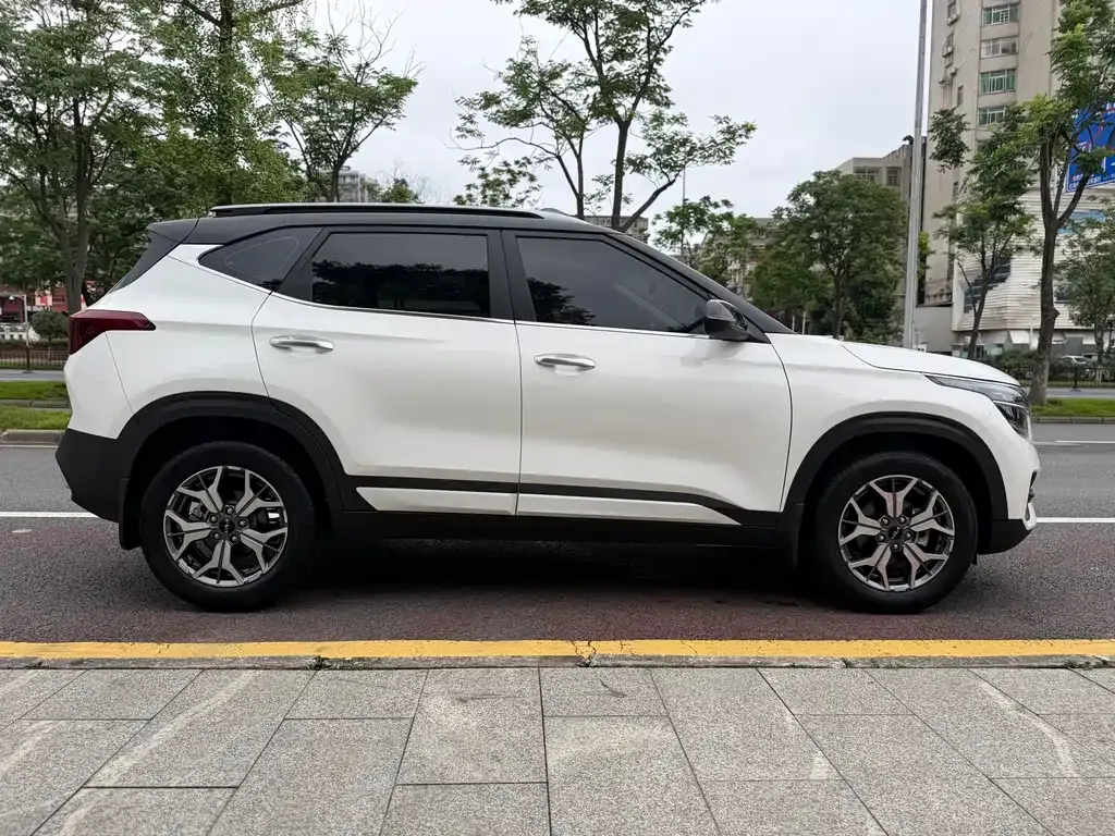 Kia KX3 — фото 10