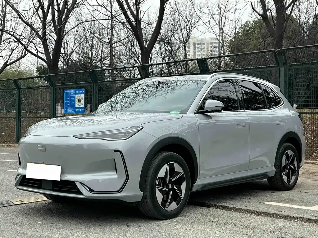 Geely Galaxy E5 — фото 1