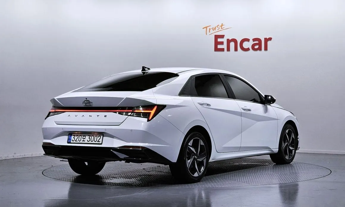 Hyundai AVANTE — фото 9