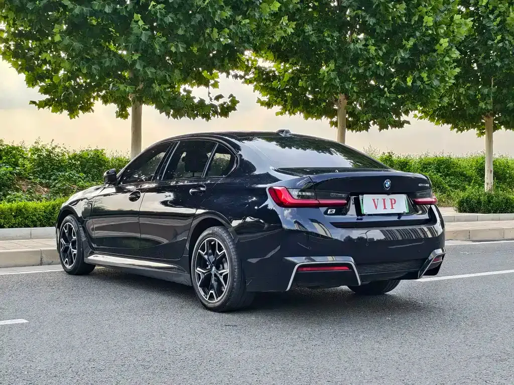 BMW i3 — фото 9